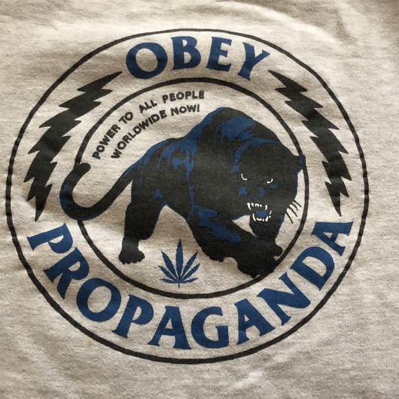 Obey Graphic Crewneck - Picture 2 of 3